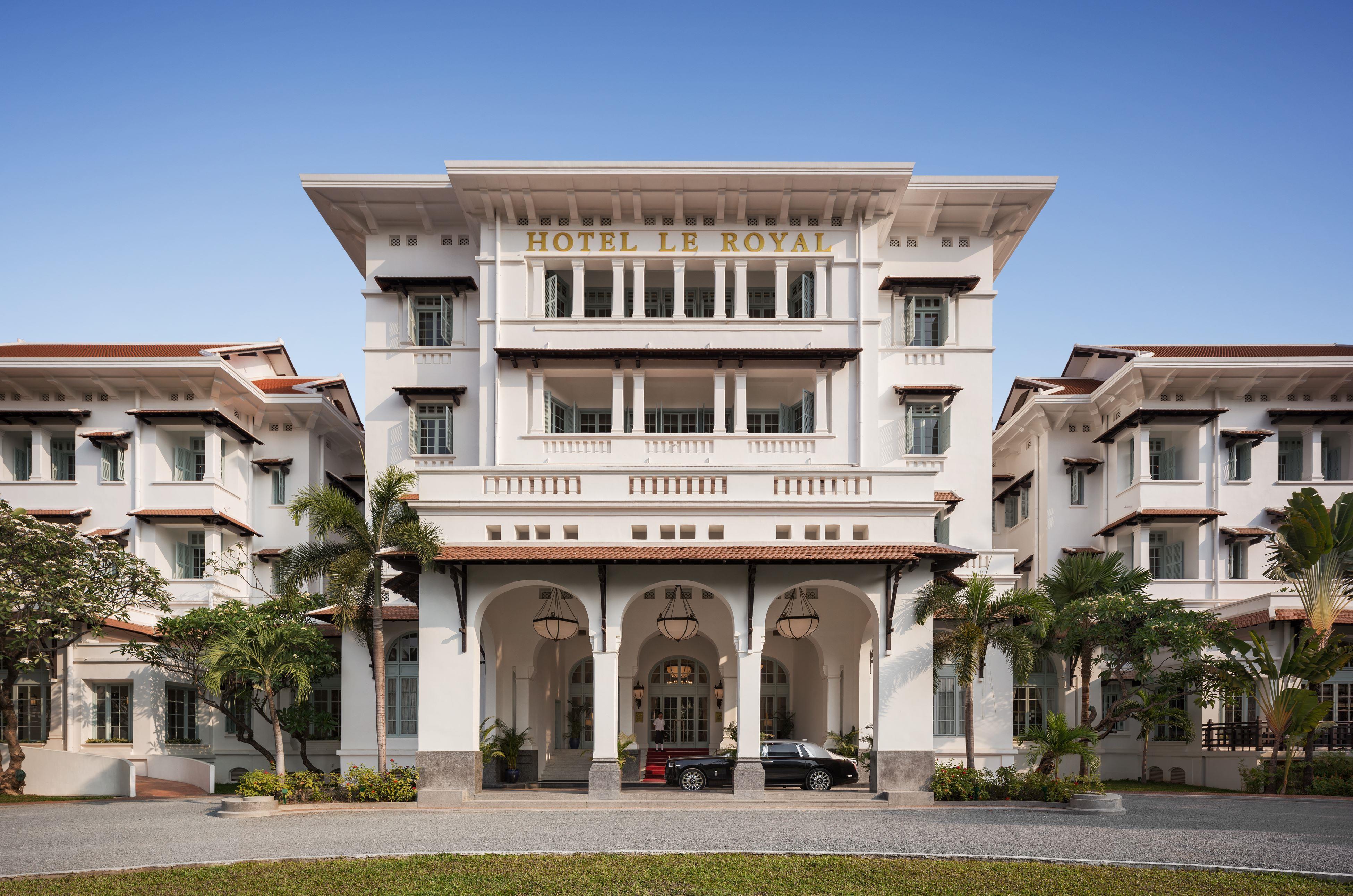 Raffles Hotel Le Royal Phnom Penh Exterior photo