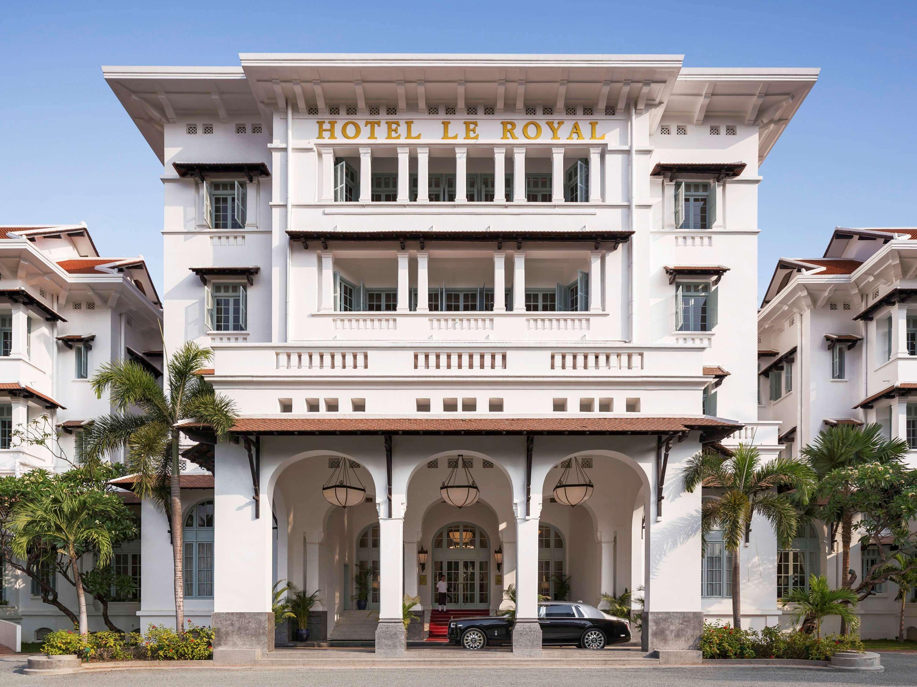 Raffles Hotel Le Royal Phnom Penh Exterior photo